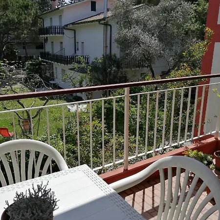 Cosy Apartment Grado Exterior photo
